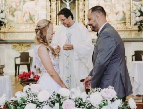 “Padre, ¿No tengo derecho de invitar al sacerdote que yo quiera a celebrar la misa de mi boda?”.