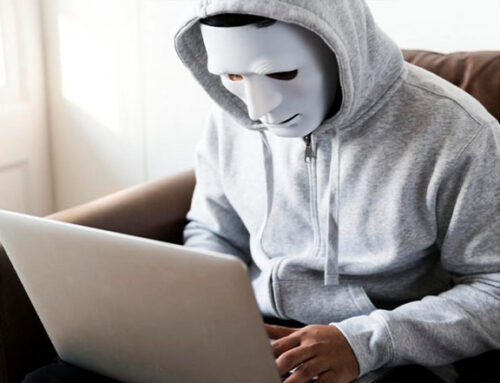 “Padre ¿Es pecado ‘stalkear’?”